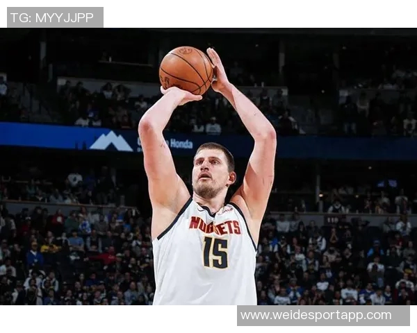 全能战士约基奇五年数据辉煌总得分助攻第二总篮板抢断第一 全能战士约基奇五年数据辉煌总得分助攻第二总篮板抢断第一